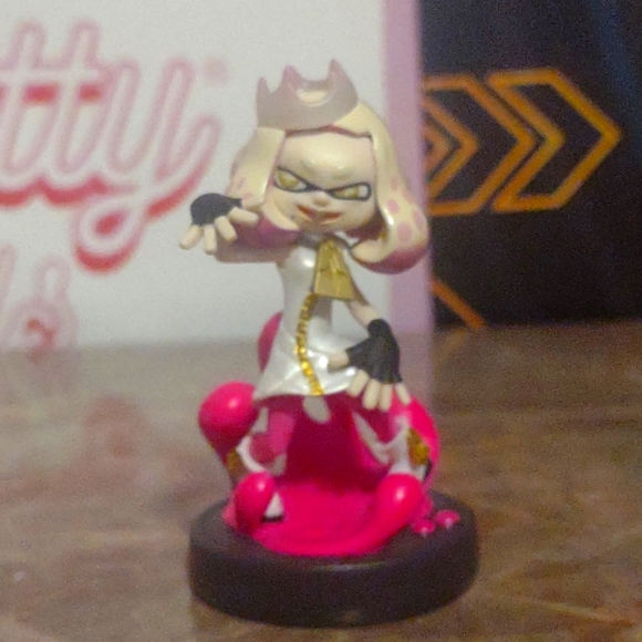 Splatoon 2 Pearl Amiibo - Picture 1 of 5